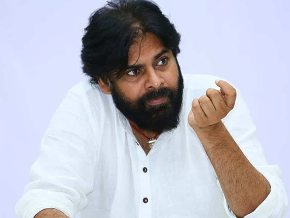 Two Producers Trying For Pawan&#39;s Dates! - Movie News