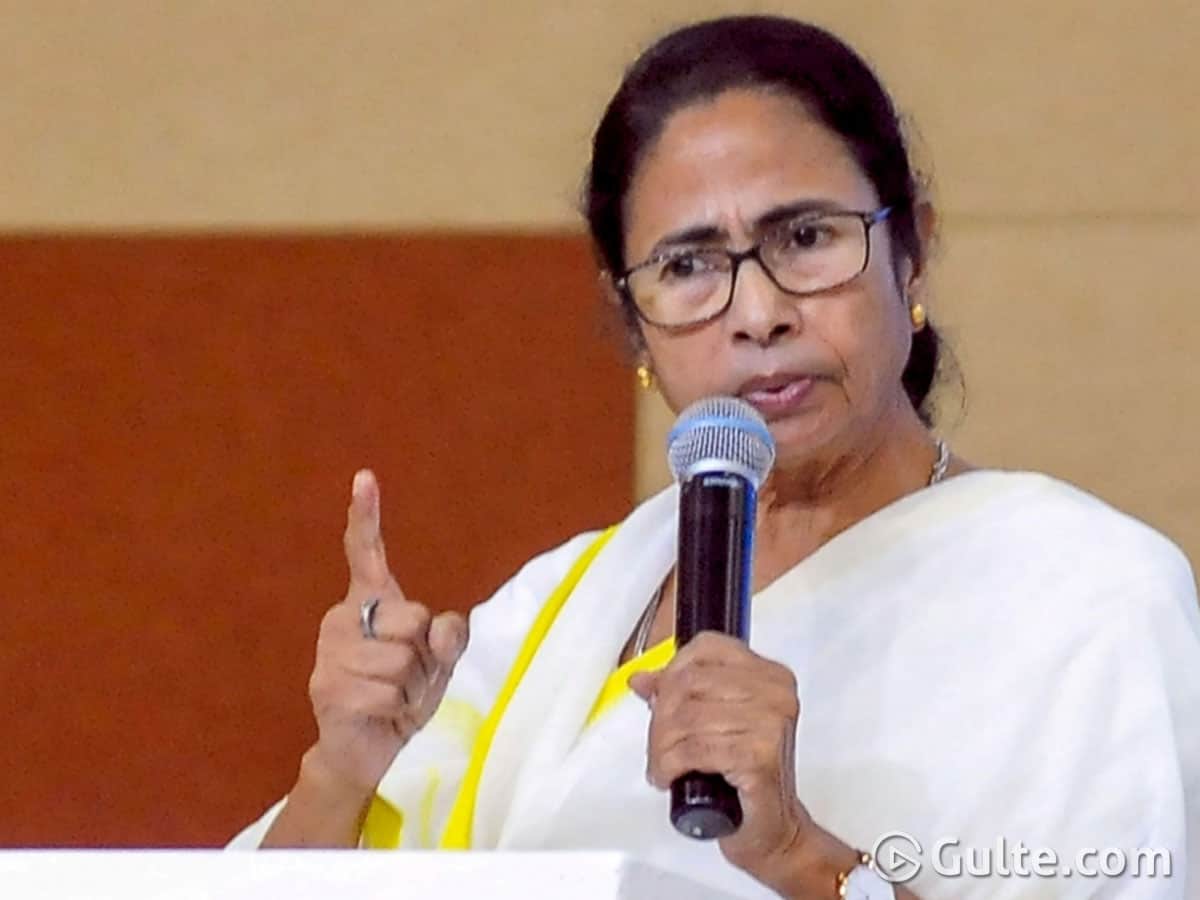 Watch: Mamata Banerjee hits out at BJP - The Economic Times Video | ET Now