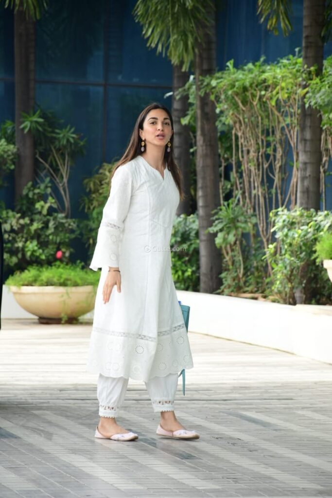 Kurtas for women to flaunt on 15th August – News9Live